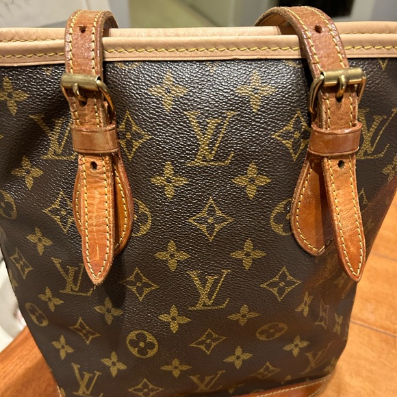 Authentic vintage Louis Vuitton bucket bag! - Picture 2 of 12